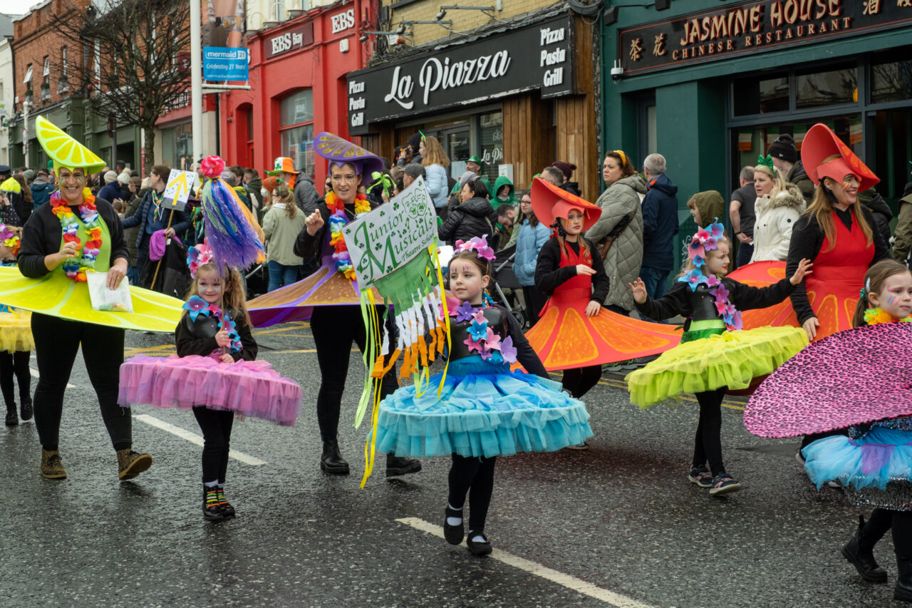 St Patrick\'s Day Parade Bray. Junior Musicals Theatre School
